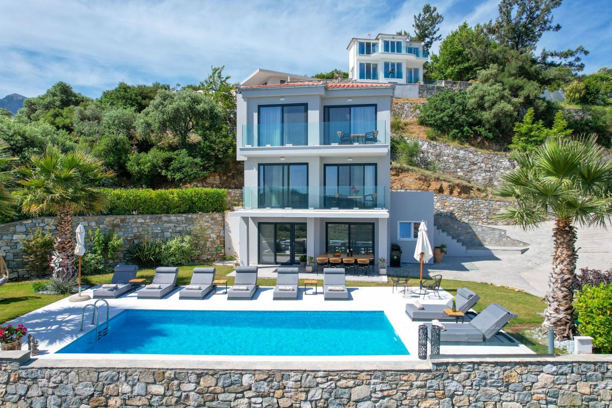 Kefi Luxury