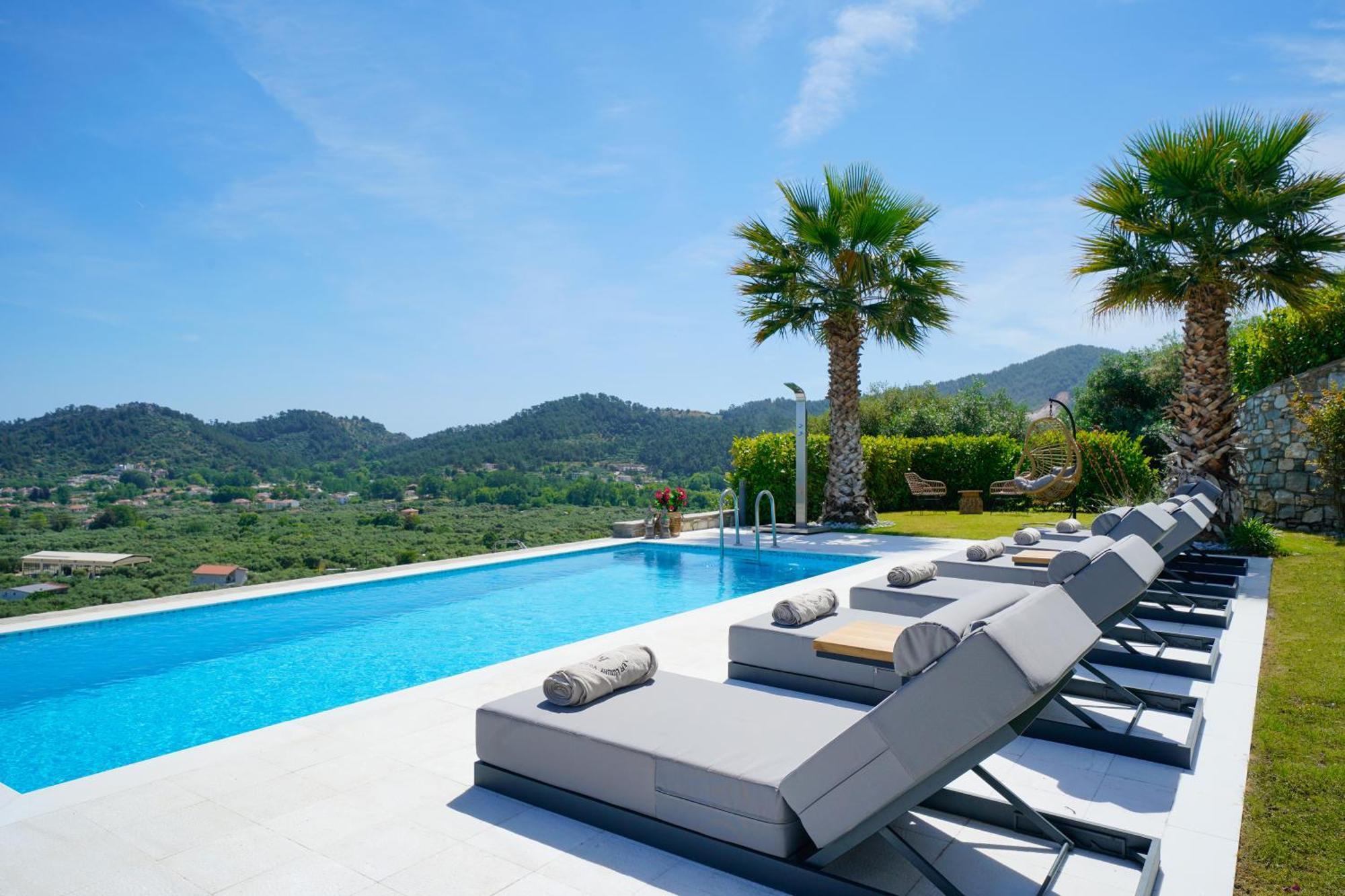 Kefi Luxury *