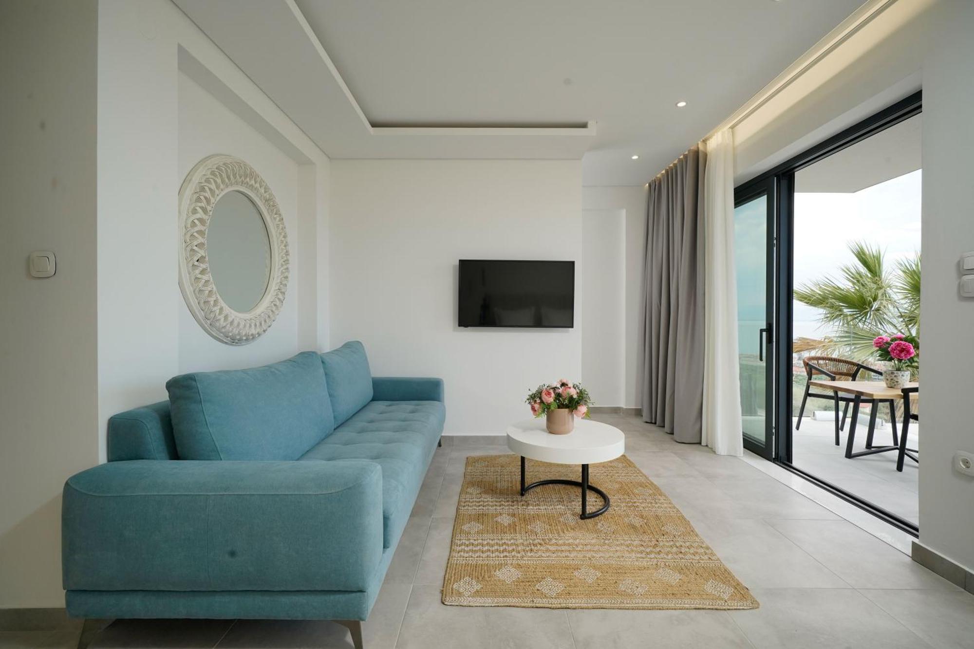 Kefi Luxury *